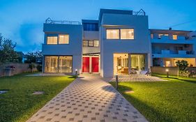 Caisa- Luxury Apartment 20 M From The Sea